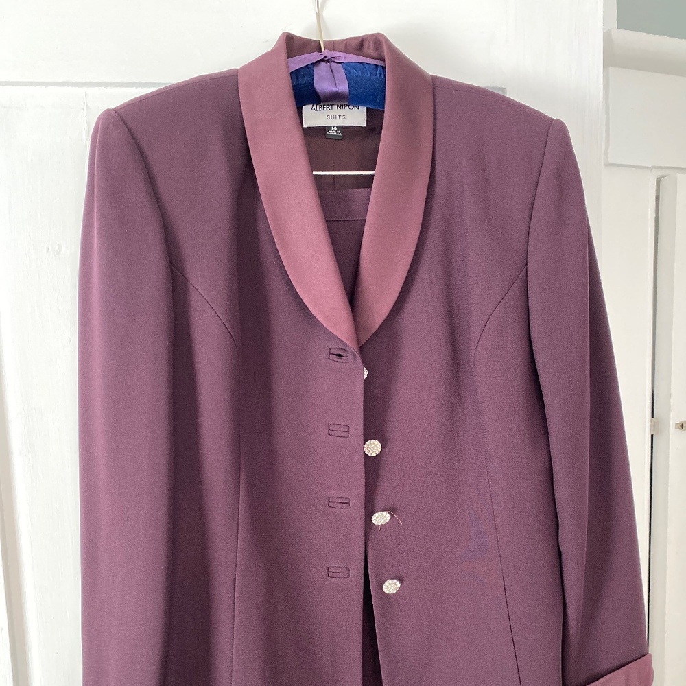 Albert Nipon Women’s Dress Suit